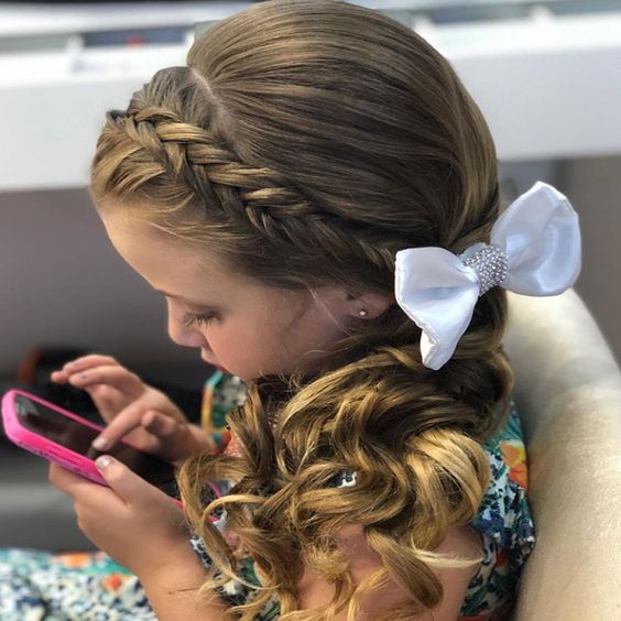 Penteado Infantil Fácil com Tranças Simples